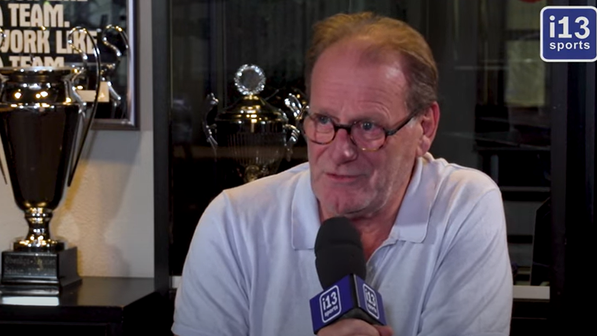 René de Hondt, Tommy Grein en Chad van de Burg beantwoorden vragen van kijkers van i13media